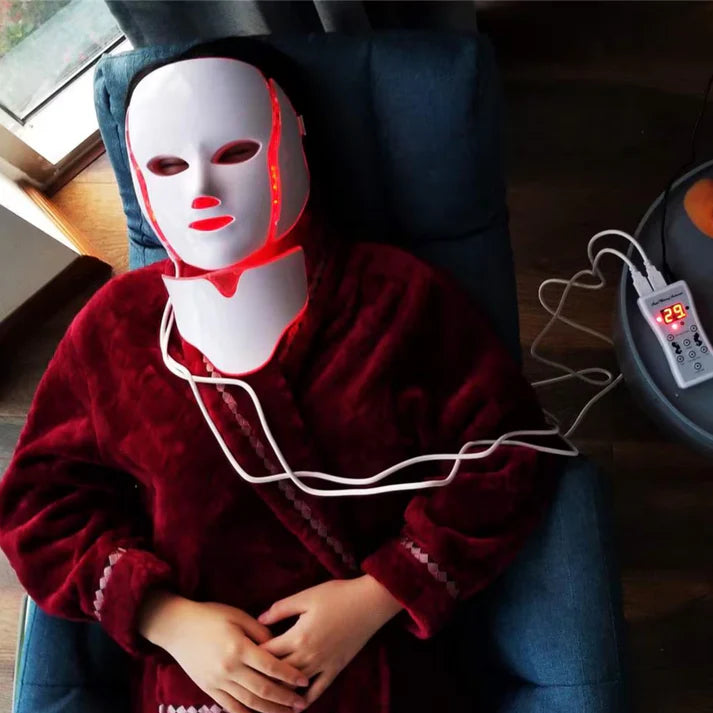 TAVILO™ CONTOUR 7 LIGHT THERAPY MASK