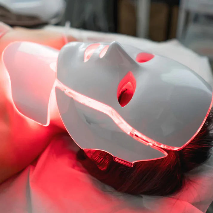 TAVILO™ CONTOUR 7 LIGHT THERAPY MASK